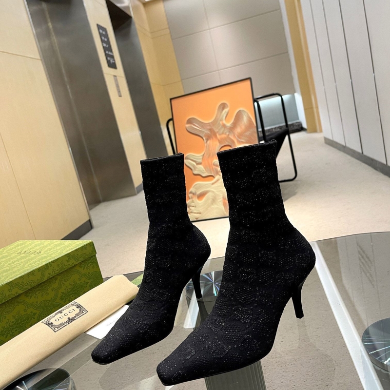 G*u*i boots